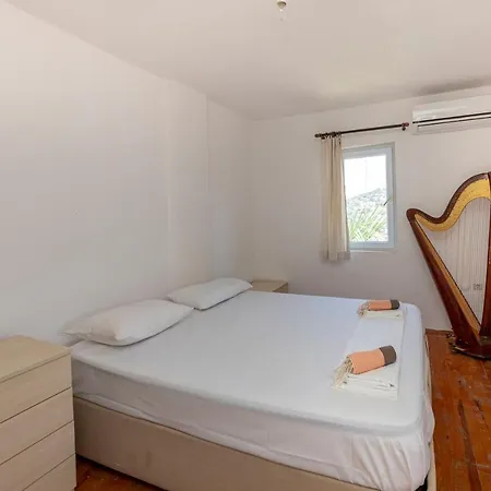 Villa Lovely House With Superb View Of Bodrum In Gumusluk
