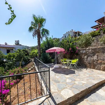 Villa Lovely House With Superb View Of Bodrum In Gumusluk